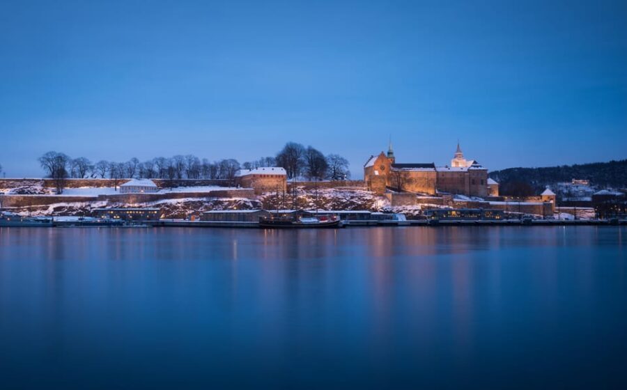 Oslo: 2-hour Christmas Private Walking Tour - The Landmark Stops: What Makes Them Special