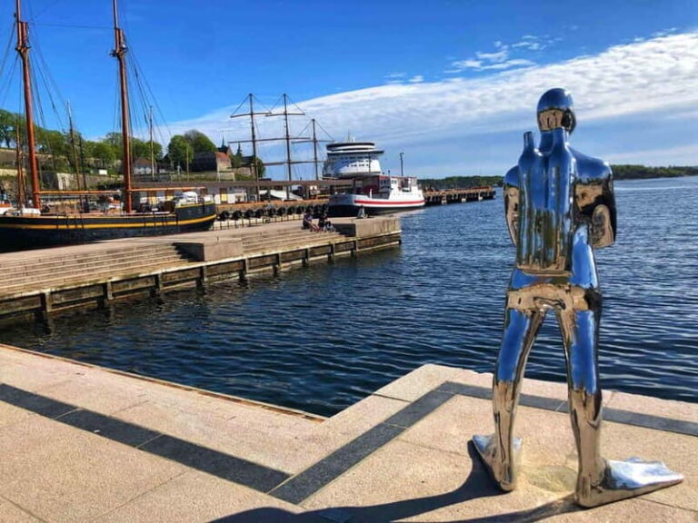 Oslo Beer and Culture Walk - First Stop: The Harbour Tavern and Polar Legends