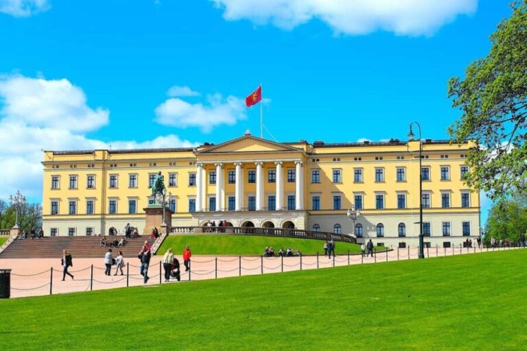 Oslo: Guided Walking Tour of Central Oslo with Local Guide - Who Should Consider This Tour?