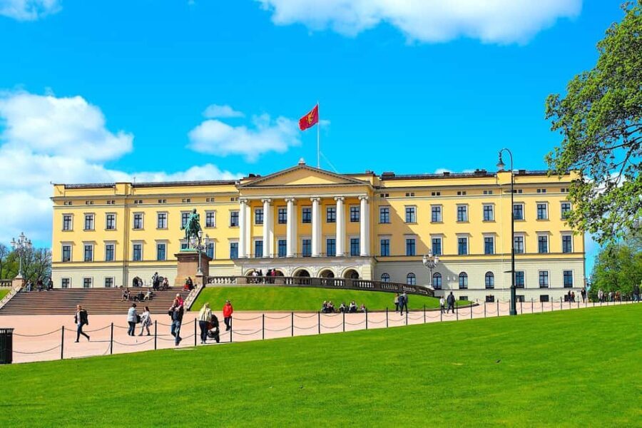 Oslo: Guided Walking Tour of Central Oslo with Local Guide - Who Should Consider This Tour?