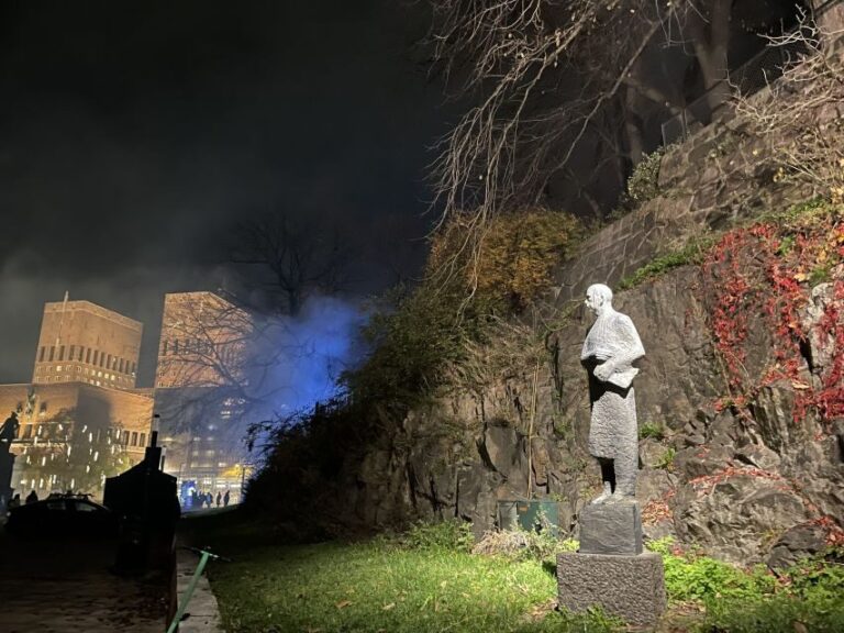 Oslo: Historic Myths & Legends Evening Walking Tour - What Makes This Tour Special