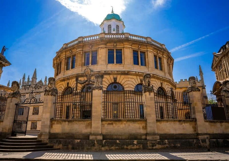 Oxford: City and Universities Express Tour & Audio Guide - Walking Through the Itinerary