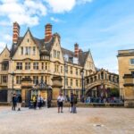 Oxford: Express Walk with a Local in 60 minutes - A Closer Look at the Experience