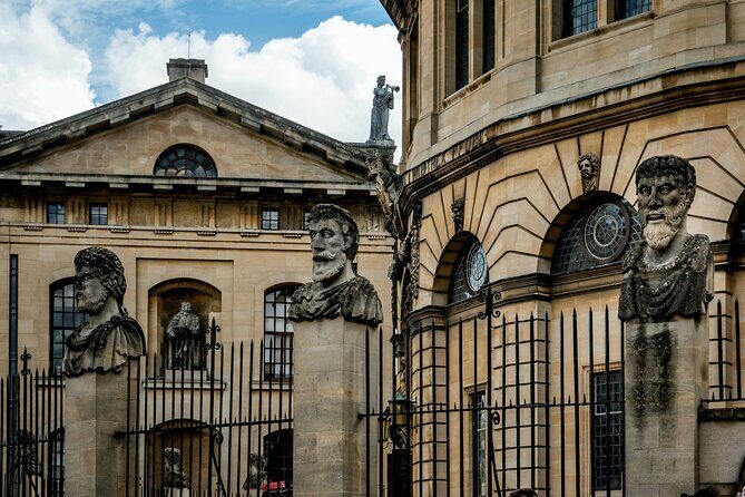 Oxford Self Guided Walking Tour with Mobile App - How Well Does the App Deliver?