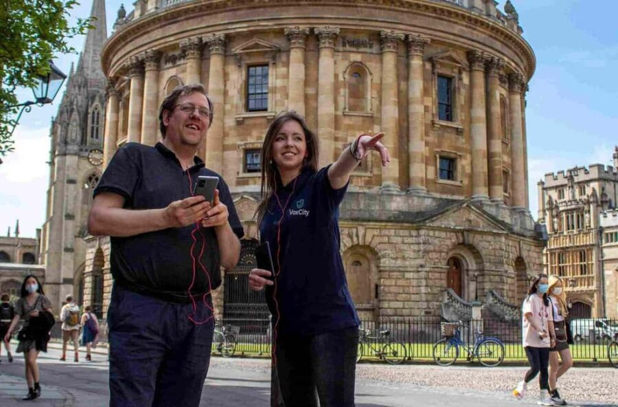 Oxford: Town & Gown Walking Tour in Spanish - Iconic Landmarks and Their Stories