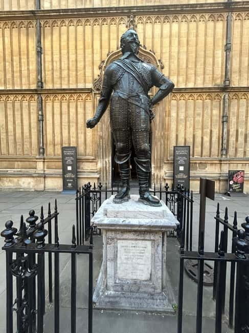 Oxford University Tour - The Practical Bits: Pricing, Duration, and Accessibility