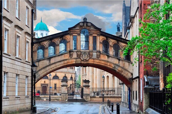 Oxfords Famous Alumni: Self-Guided Story Puzzle Walk - Who Should Try This?