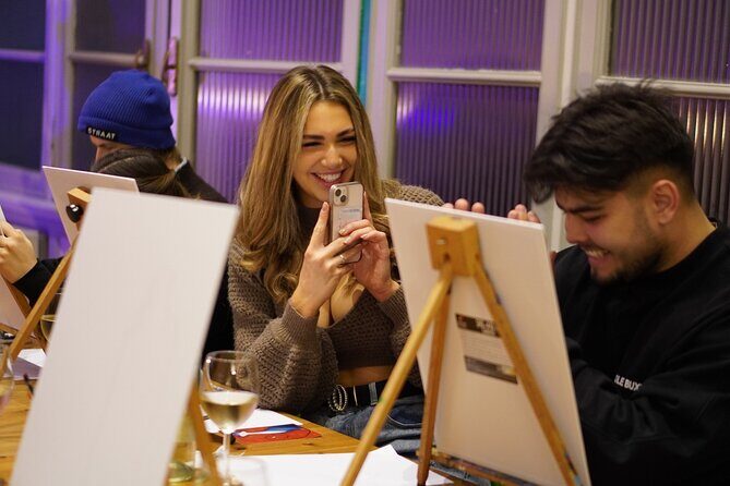 Paint & Wine Experience in Piazza Navona - Who Is This Experience Best For?
