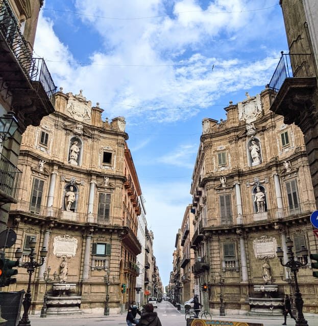 Palermo: Walking tour with wine and product tasting - Tasting and Wine Experience