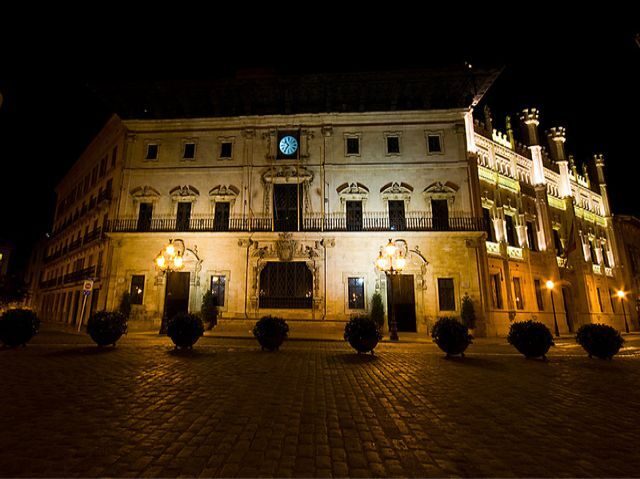 Palma de Mallorca: Old Town Atmospheric Evening Tour - The Highlights of the Tour