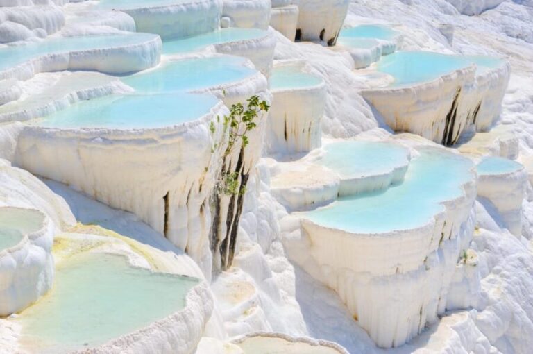 Pamukkale Day Tour from Kusadasi with drop-off in Antalya - Pamukkales Natural Beauty: The Travertines