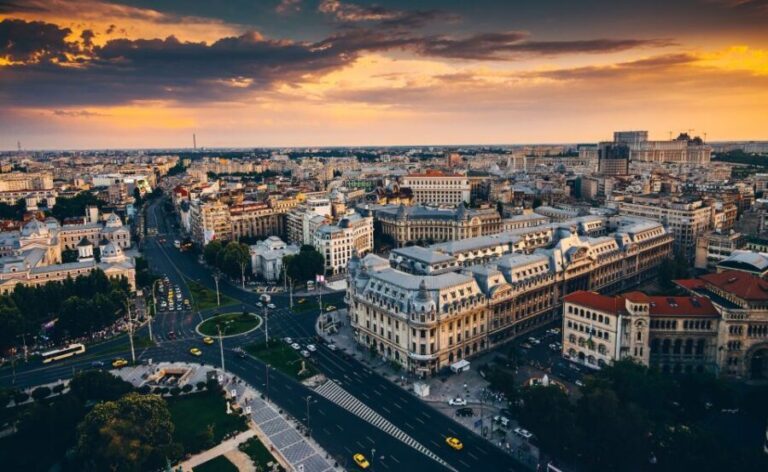 Panoramic Bucharest Private Walking Tour - The Value of a Private Guided Tour