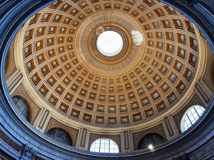 Pantheon Entry with App-Led Experience + Pre-Arranged Access - Who Should Consider This Tour?
