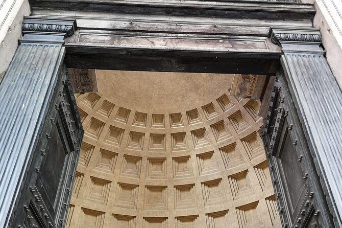 Pantheon: Tour with Archaeologist of the best preserved Roman work - What the Reviews Tell Us