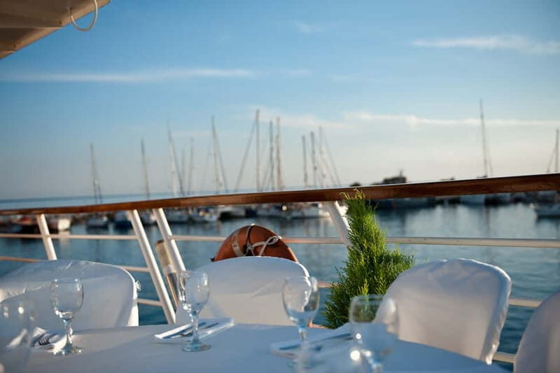 Paphos: Wave Dancer Fireworks, Buffet Dinner & Show Cruise - The Experience From a Traveler’s Perspective