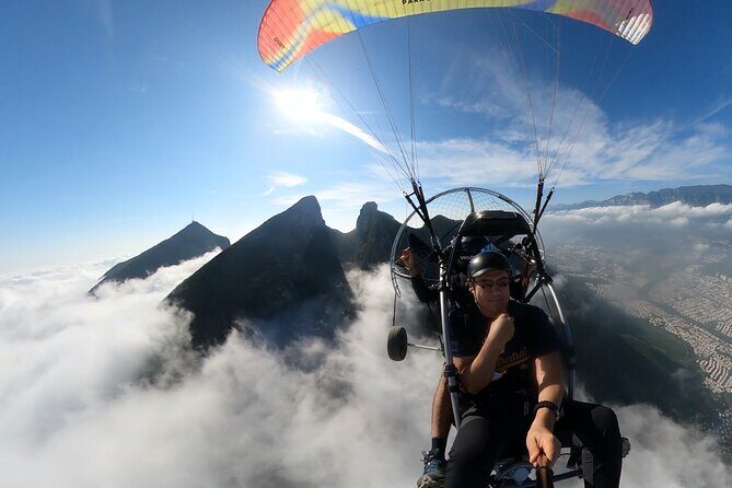 Paragliding Experience Over Santiago NL - The Safety and Professionalism You Can Rely On