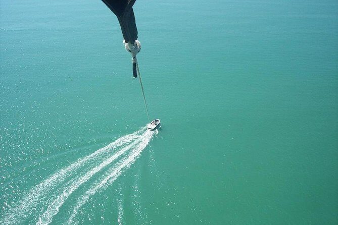 Parasailing Adventure above the Gulf of Mexico - Is It Worth the Price?