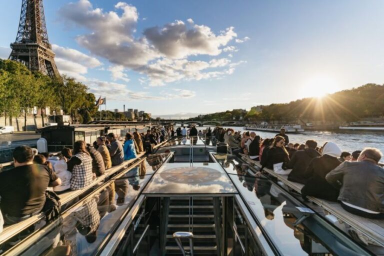 Paris: 1-Hour Sightseeing Cruise and 3-Course Bistro Dinner - What Travelers Say: Authentic Insights