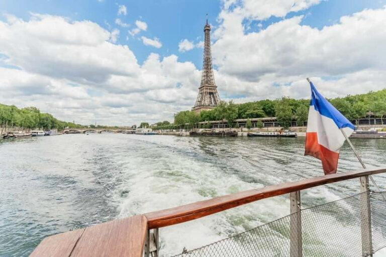 Paris: 2-Hour River Seine Lunch Cruise with 3-course-menu - The Landmarks You’ll See