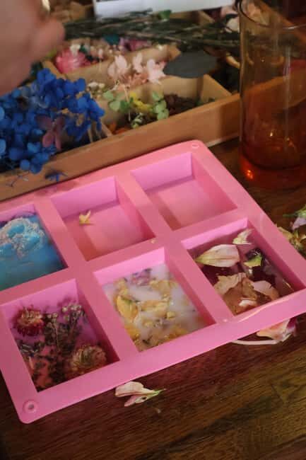 Paris: Botanical handmade soap workshop (Melt and pour soap) - What You Can Expect During the Workshop