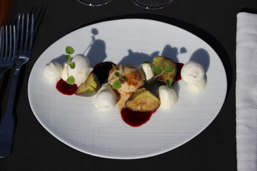 Paris: Bustronome Gourmet Dinner Tour - Authentic Perspectives from Travelers