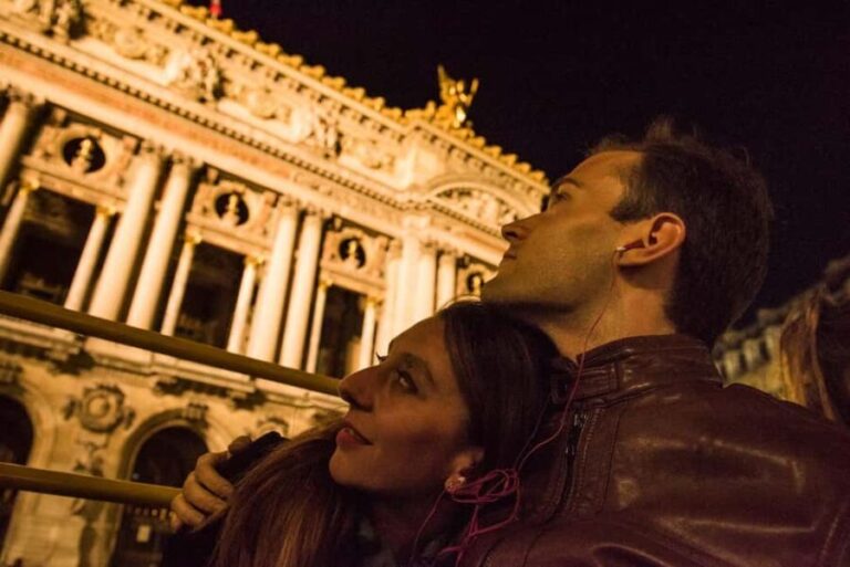 Paris: Christmas Lights Night Tour by Open-Top Bus - The Itinerary Breakdown