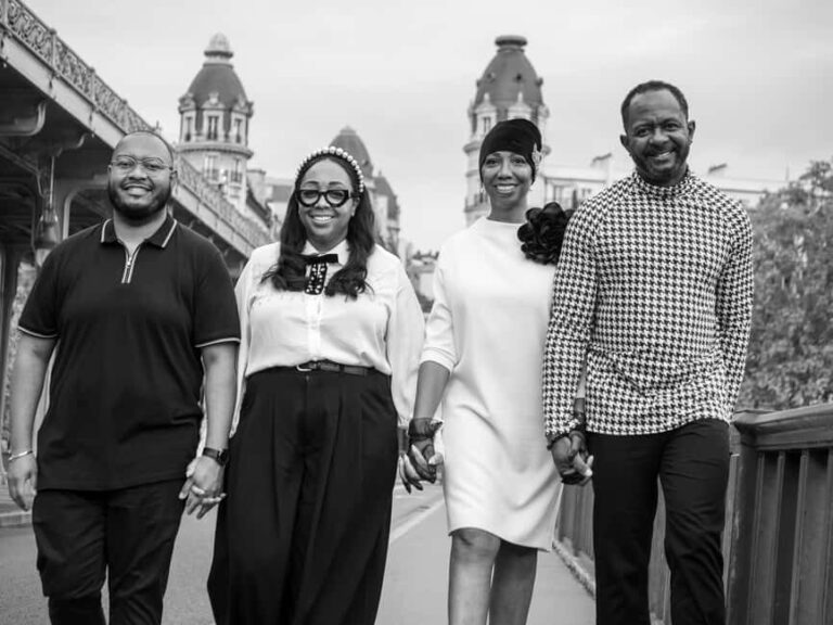 Paris: Eiffel Tower Private Photoshoot Experience - What Will You Experience?