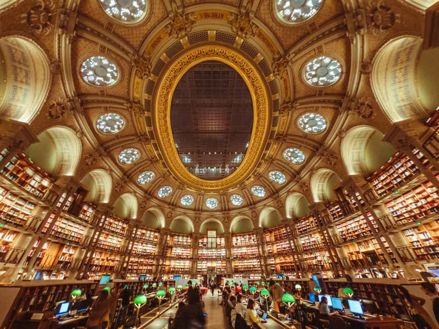 Paris Essentials : 4h Private Tour with a Local Guide ! - The Value of the Experience