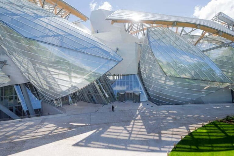 Paris: Fondation Louis Vuitton Premium Access Ticket - Whats Inside the Fondation Louis Vuitton?