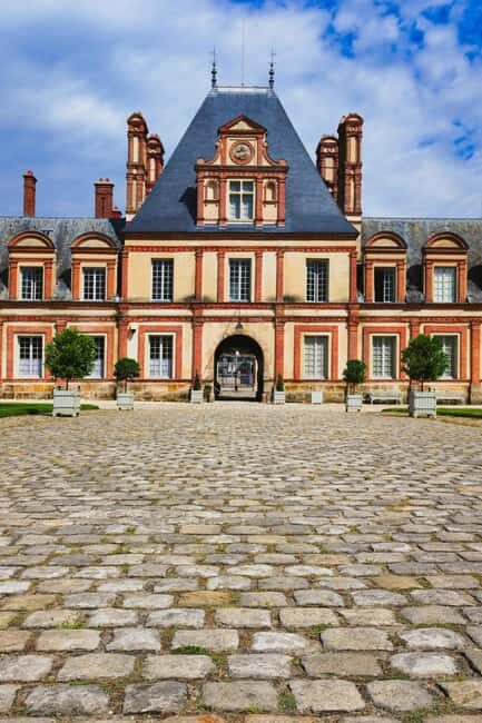Paris: Fontainebleau and Barbizon Day Trip - The Experience at Fontainebleau