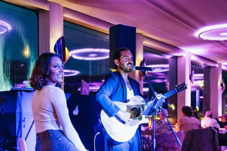 Paris: Gourmet Dinner Cruise on Seine River with Live Music - Who Should Consider This Dinner Cruise?