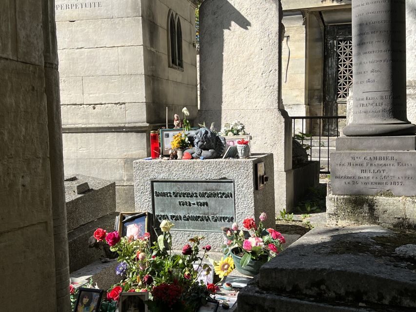 Paris: Haunted Père Lachaise Cemetery Guided Tour - Who Will Enjoy This Tour?