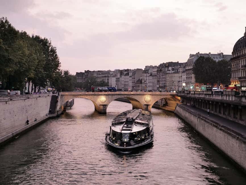 Paris: Historic City Center Private Guided Walking Tour - How to Make the Most of Your Experience