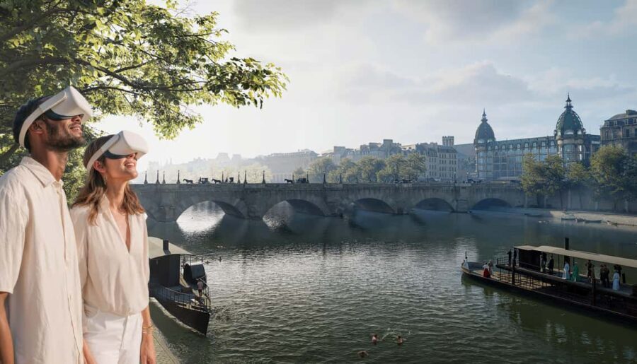 Paris: Historical Guided Tour of the Seine Riverbanks with Virtual Reality - The Route and Key Moments