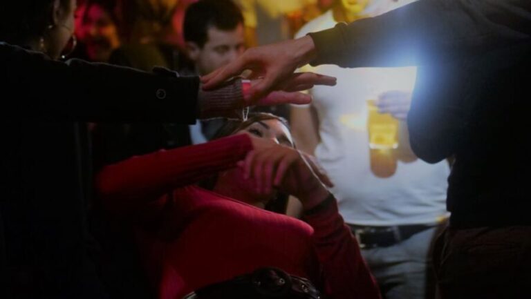 Paris: Latin Quarter Guided Pub Crawl to Bars and Clubs - Who Is This Tour Best For?