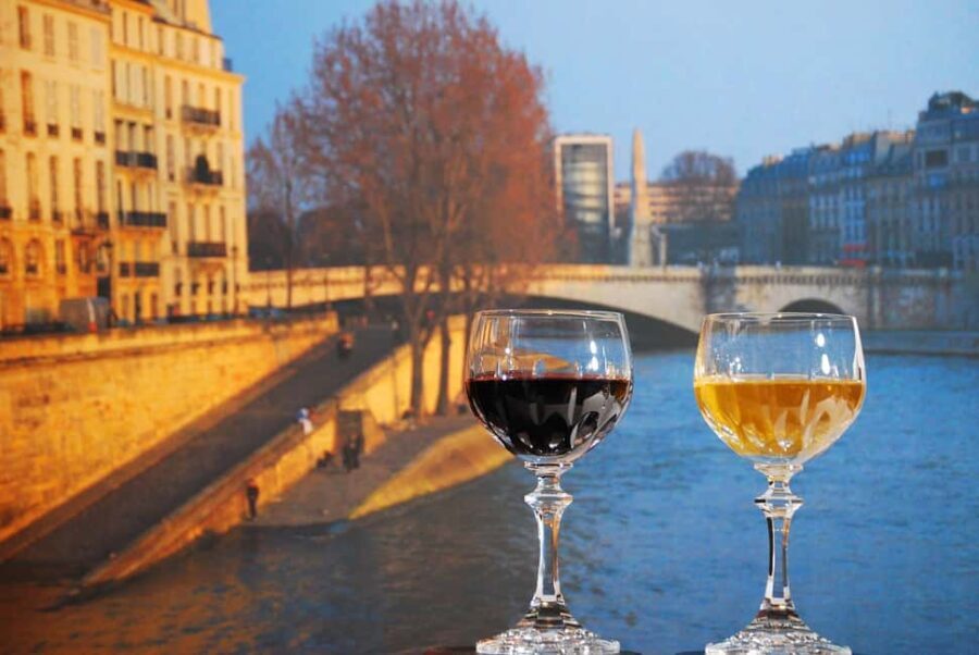 Paris Left Bank: Small-Group Gourmet Walking Tour - What Makes This Tour Stand Out