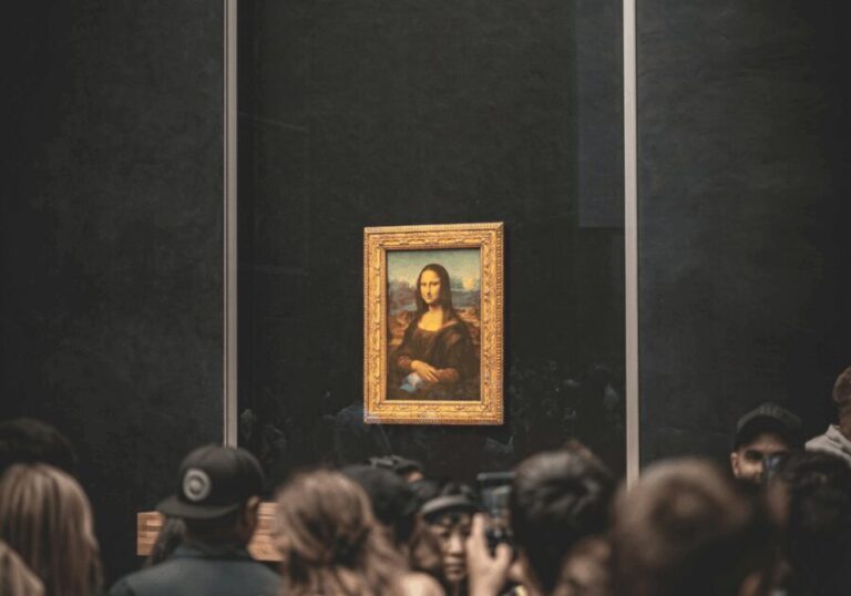 Paris: Louvre Museum Ticket & Exclusive Immersive AudioGuide - Meeting Point and Entry