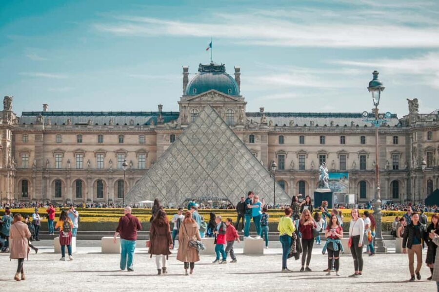 Paris: Louvre Museum Timed Entry Ticket & Pop Culture Tour - Why the Guided Outdoor Walk Matters