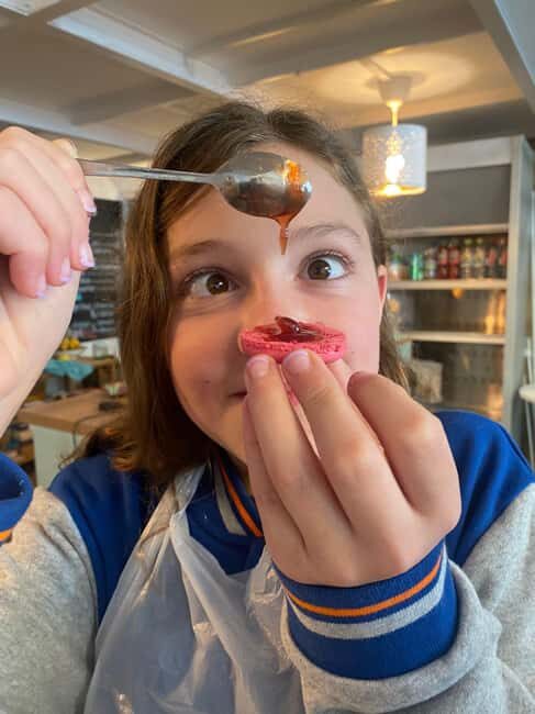 Paris: Macaron Baking Class for Families and Kids