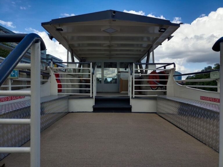 Paris: New Year's Eve Dinner Cruise with Dance Floor Party - The Reality: What Travelers Are Saying