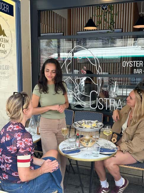 Paris: Oyster Tasting Tour with Wine and Champagne - The Guide: Knowledgeable and Friendly