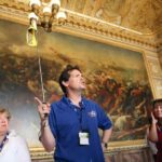 Paris: Palace of Versailles Guided Tour with Bus Transfers - Who Should Consider This Tour?