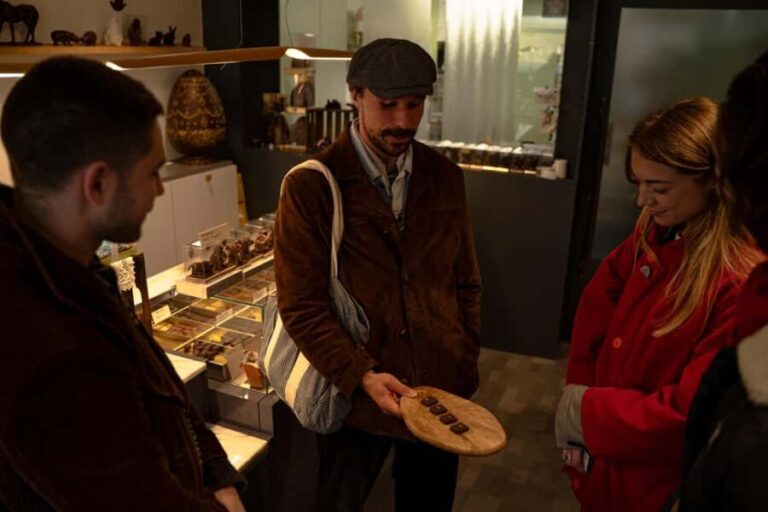 Paris : Pastries & Tragedies - A sweet tour of Montmartre - What Makes This Tour Stand Out?