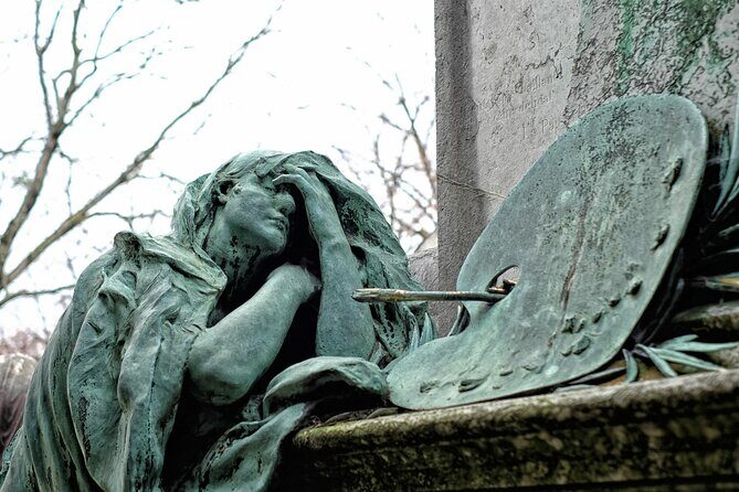 Paris Père Lachaise Cemetery Love Affairs and Death Walking Tour - Practical Details and Tips