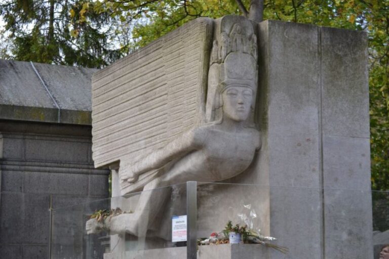 Paris: Père Lachaise Cemetery Private Tour - Who This Tour Is Perfect For
