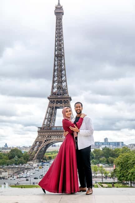 Paris: Photoshoot Around Eiffel Tower with 55 Edited Photos - The Value of This Experience