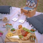 Paris: Picnic experience in front of the Eiffel Tower - What’s Included and What’s Not