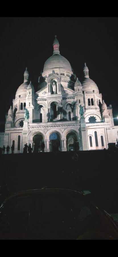 Paris : Pink Tour by Night with Champagne - The Experience of the Vehicle