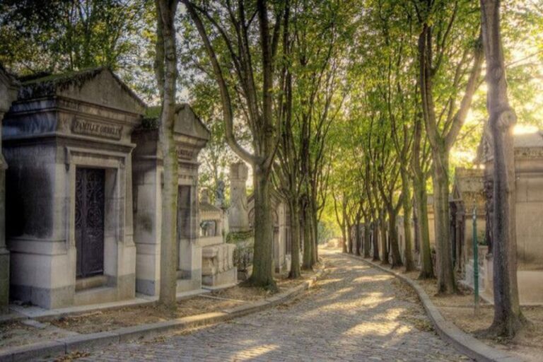 Paris: Private Guided Tour of Marais disctrict - Who Should Consider This Tour?