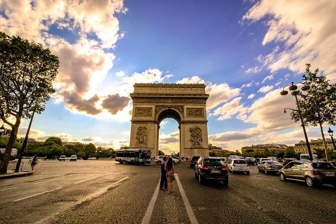 Paris: Private Walking Tour of 3 hours - Price and Value: Is It Worth It?